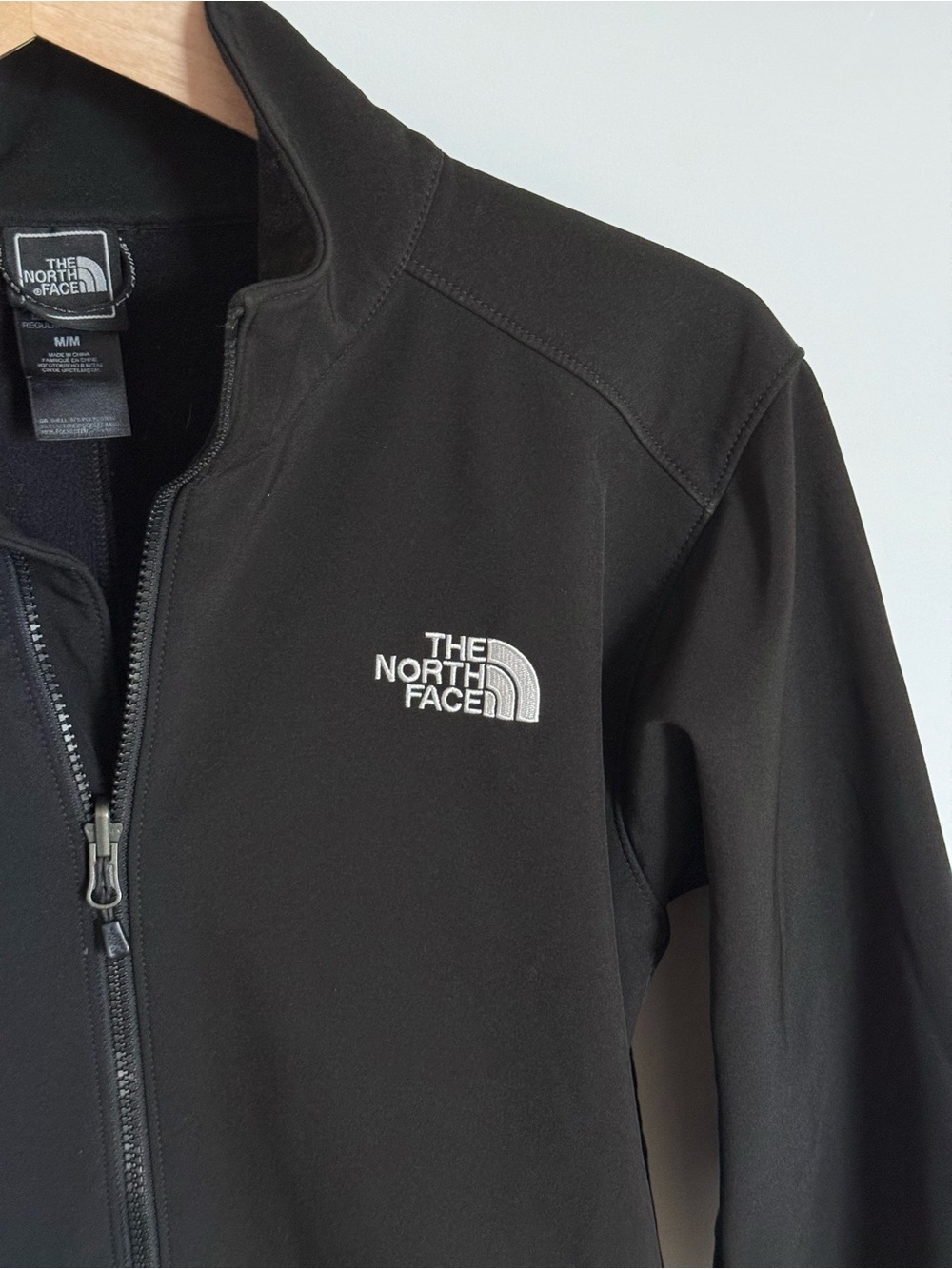 The North Face Full Zip Soft Shell Jacket Black Fleece Lined Men’s Medium - Picture 3 of 15